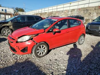  Salvage Ford Fiesta