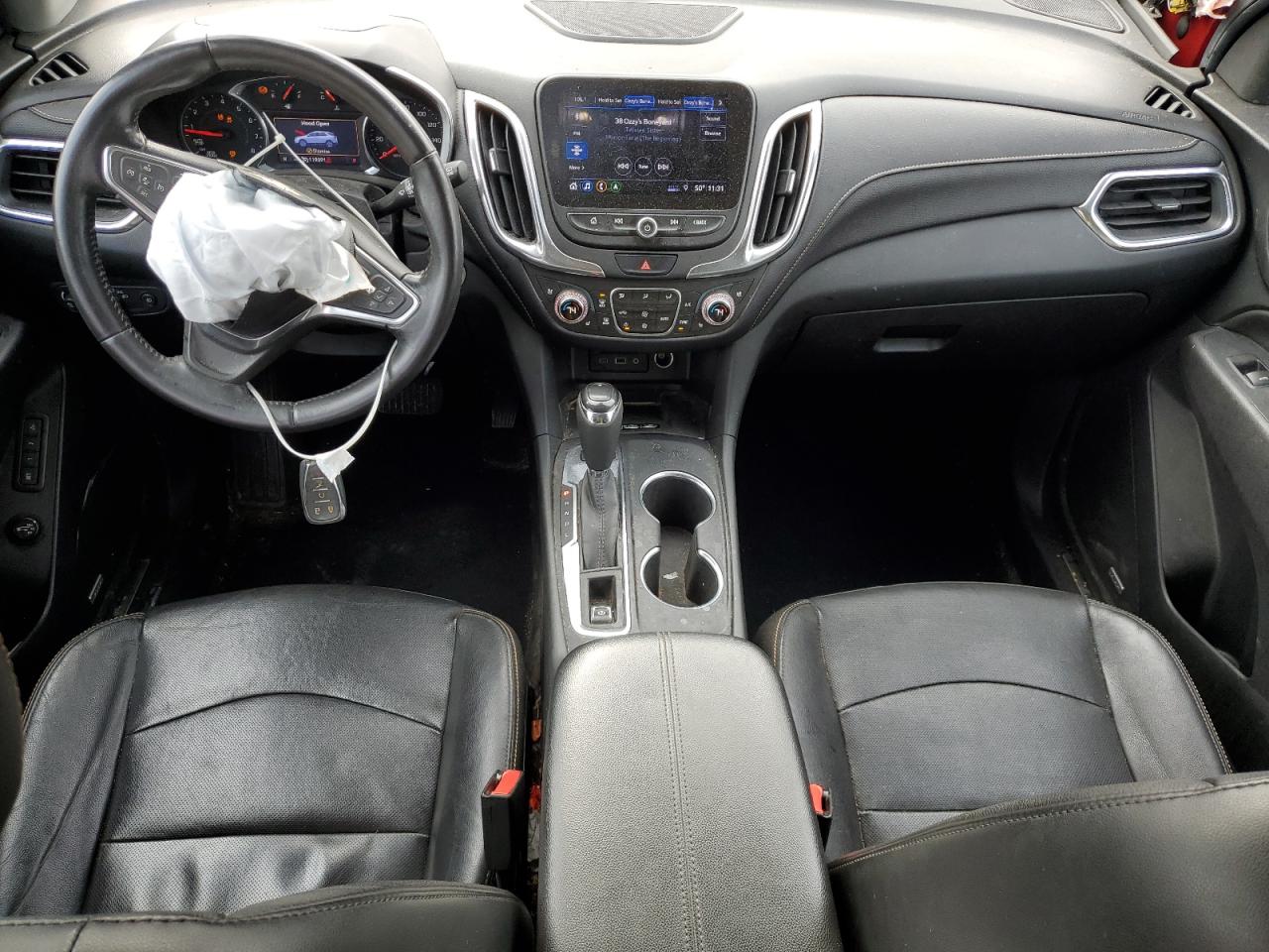 Chevrolet Equinox Premier Image 3