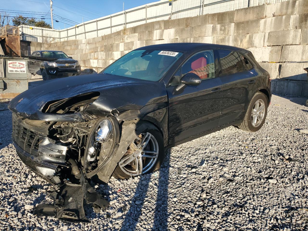 Porsche Macan Image 1