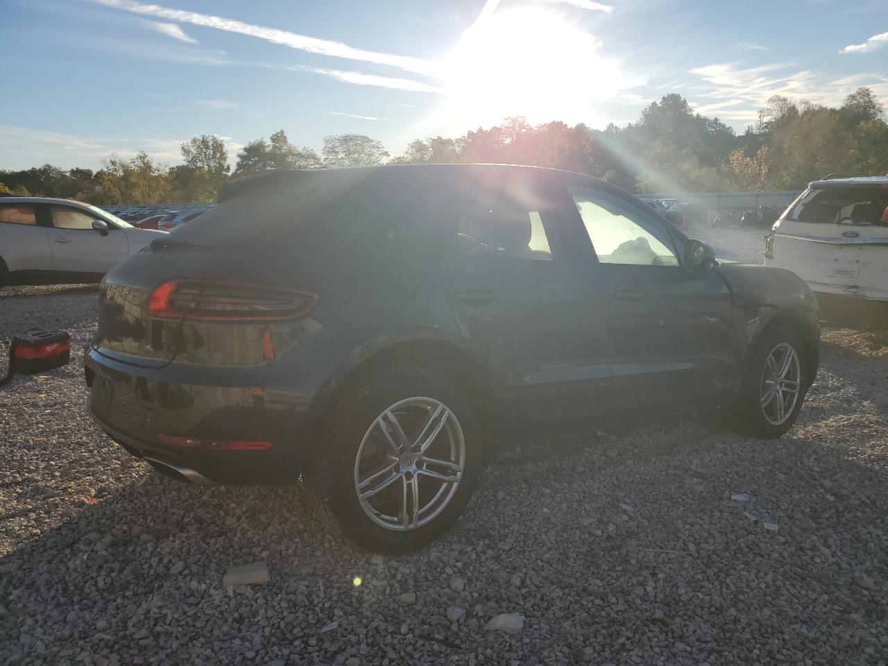 Porsche Macan Image 4