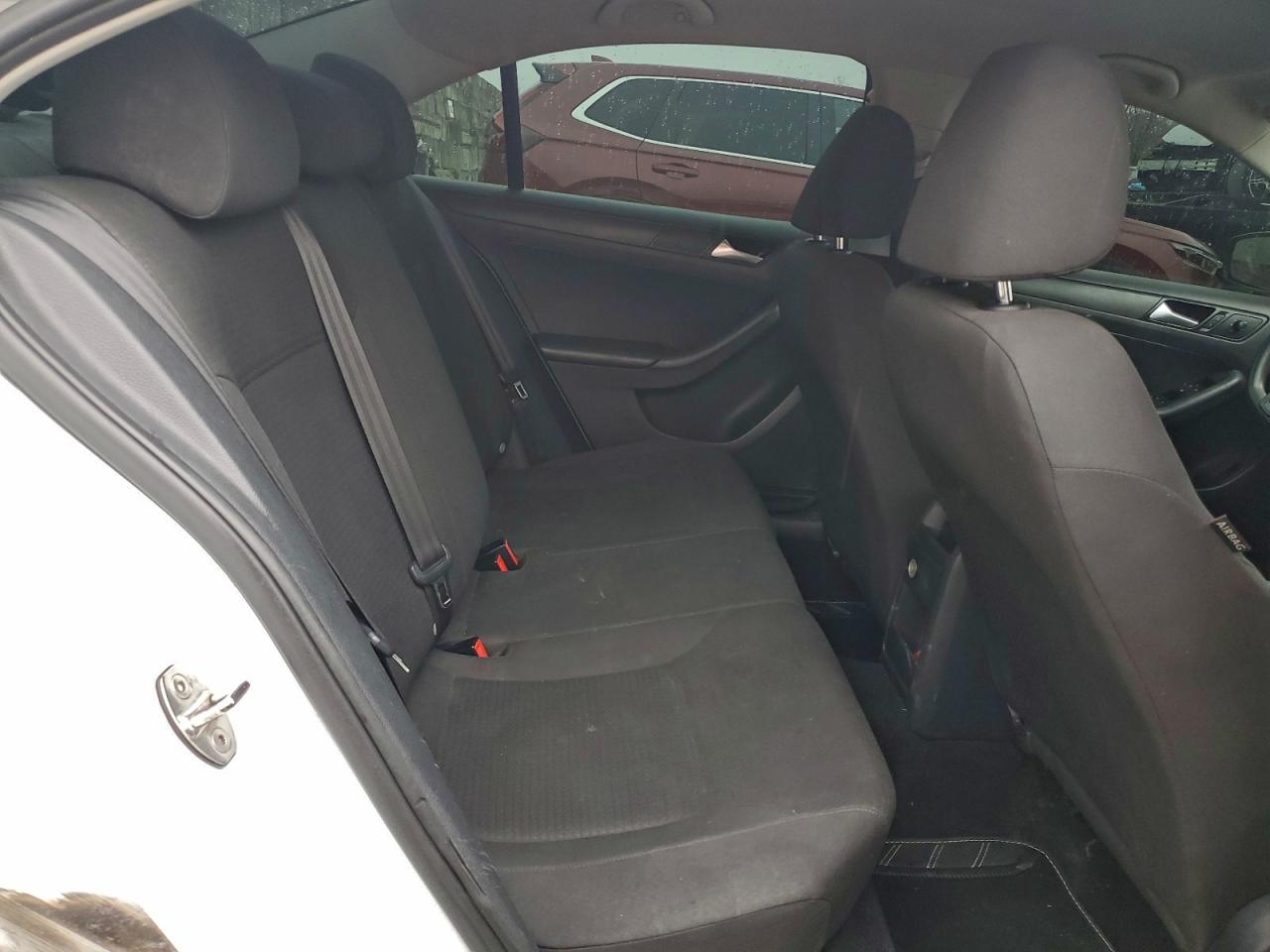 Volkswagen Jetta Base Image 12