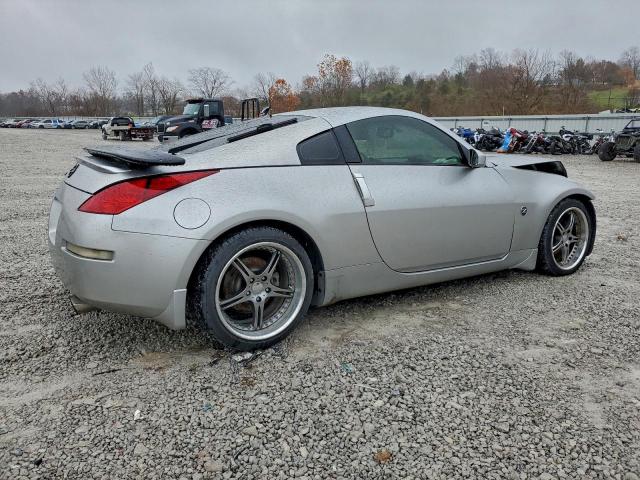 Nissan 350Z Coupe Image 7