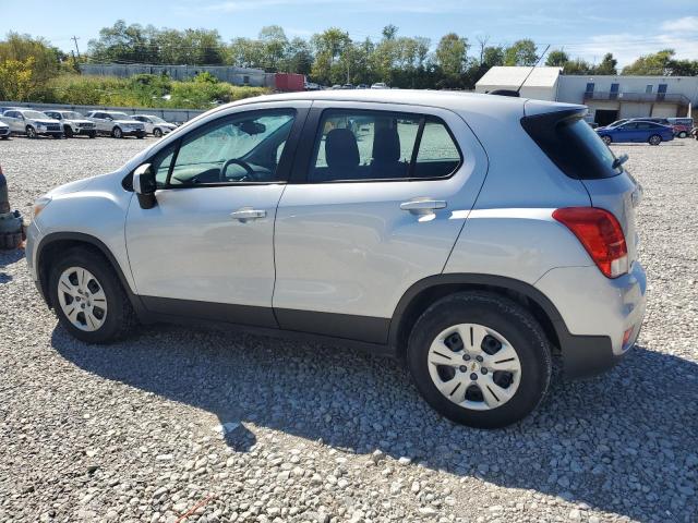 Chevrolet Trax Ls Image 3