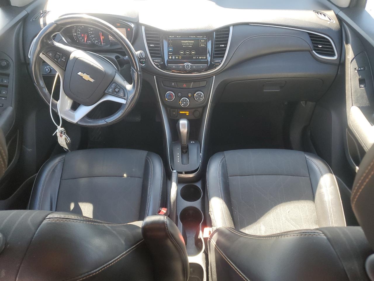 Chevrolet Trax 1lt Image 2