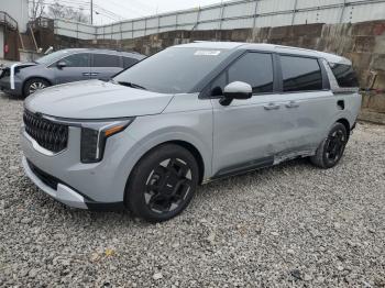  Salvage Kia Carnival