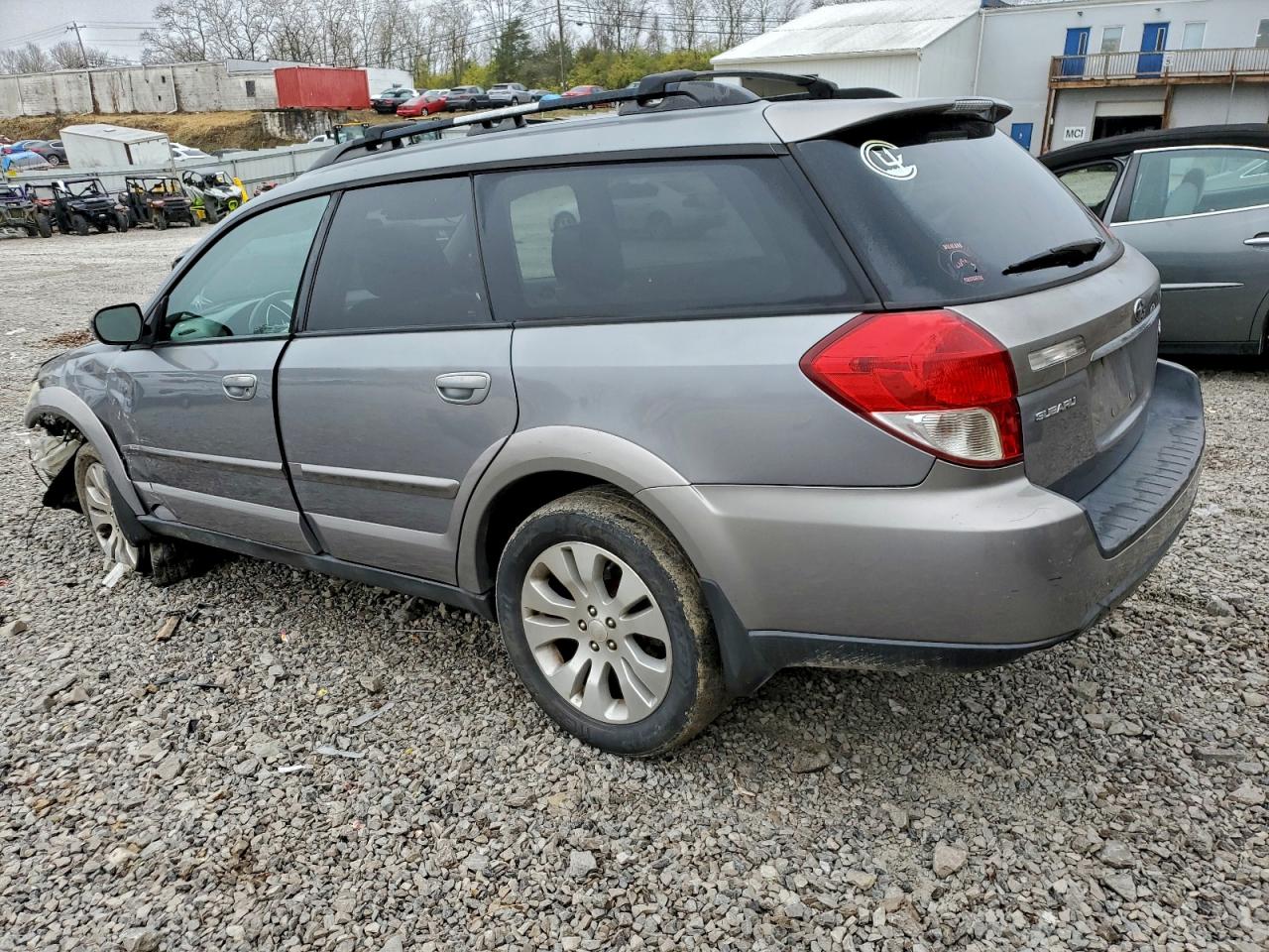 Subaru Outback 2.5i Limited Image 4