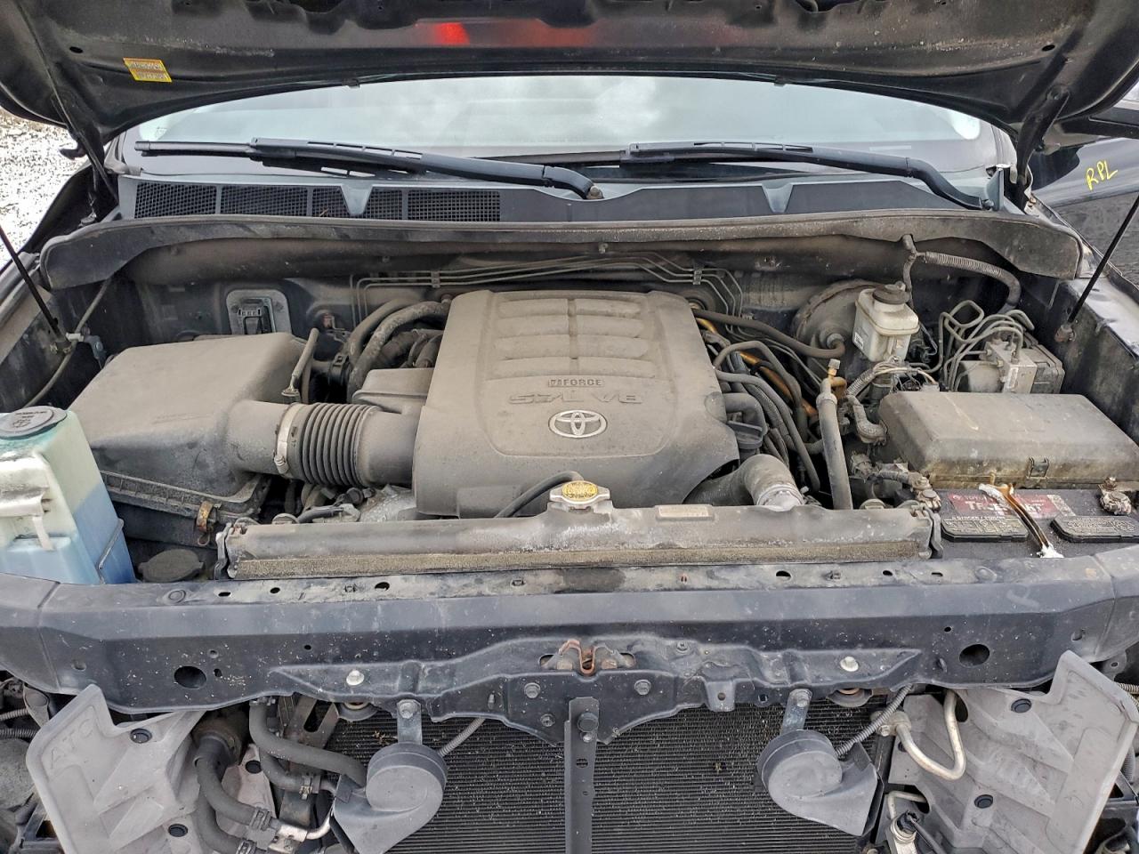 Toyota Tundra Crewmax Limited Image 11