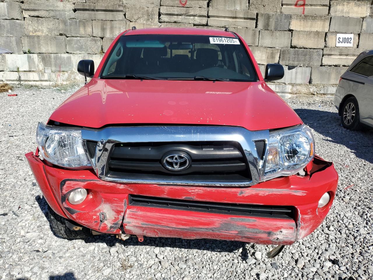 Toyota Tacoma Double Cab Image 11