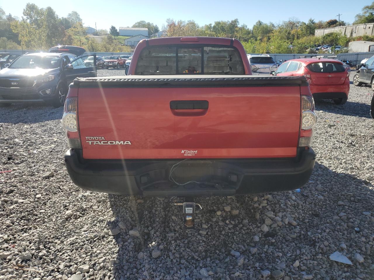 Toyota Tacoma Image 12