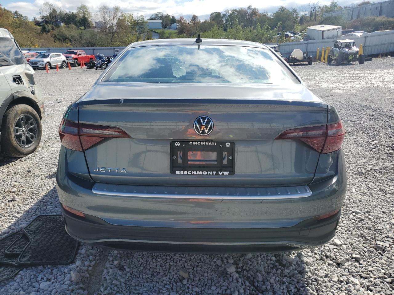 Volkswagen Jetta S Image 7