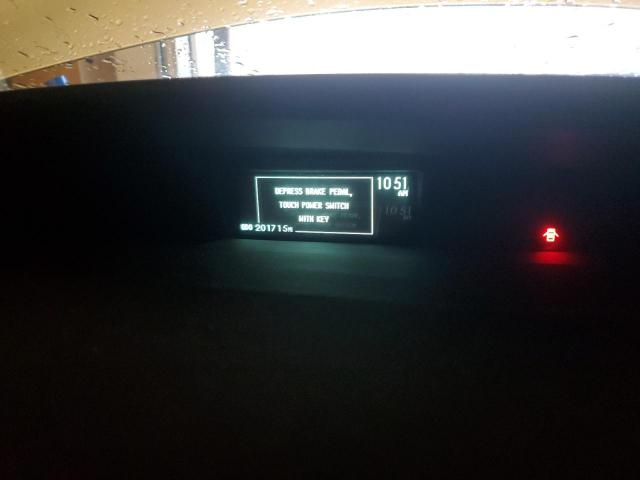 Toyota Prius Image 8