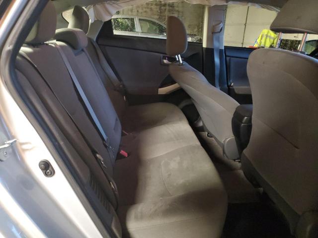 Toyota Prius Image 10