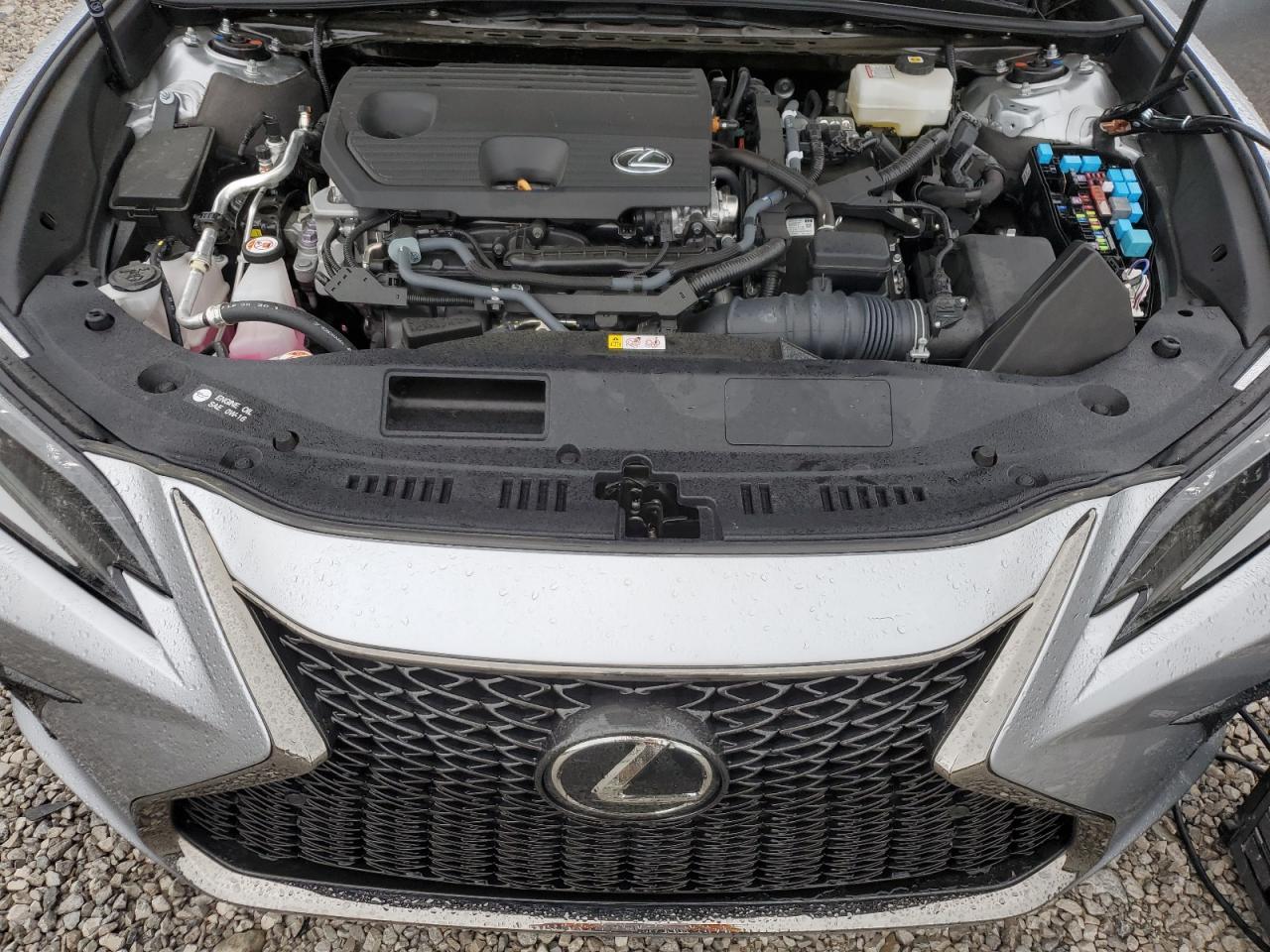 Lexus Es 300h Base Image 11