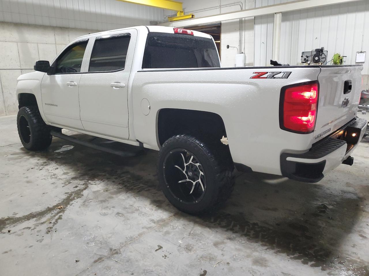 Chevrolet Silverado K1500 Lt Image 3
