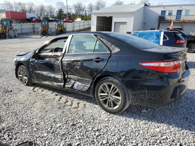 Toyota Camry Le Image 7