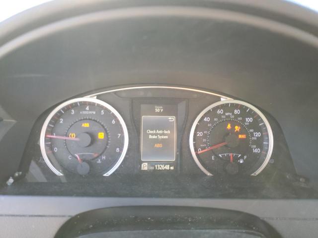 Toyota Camry Le Image 6