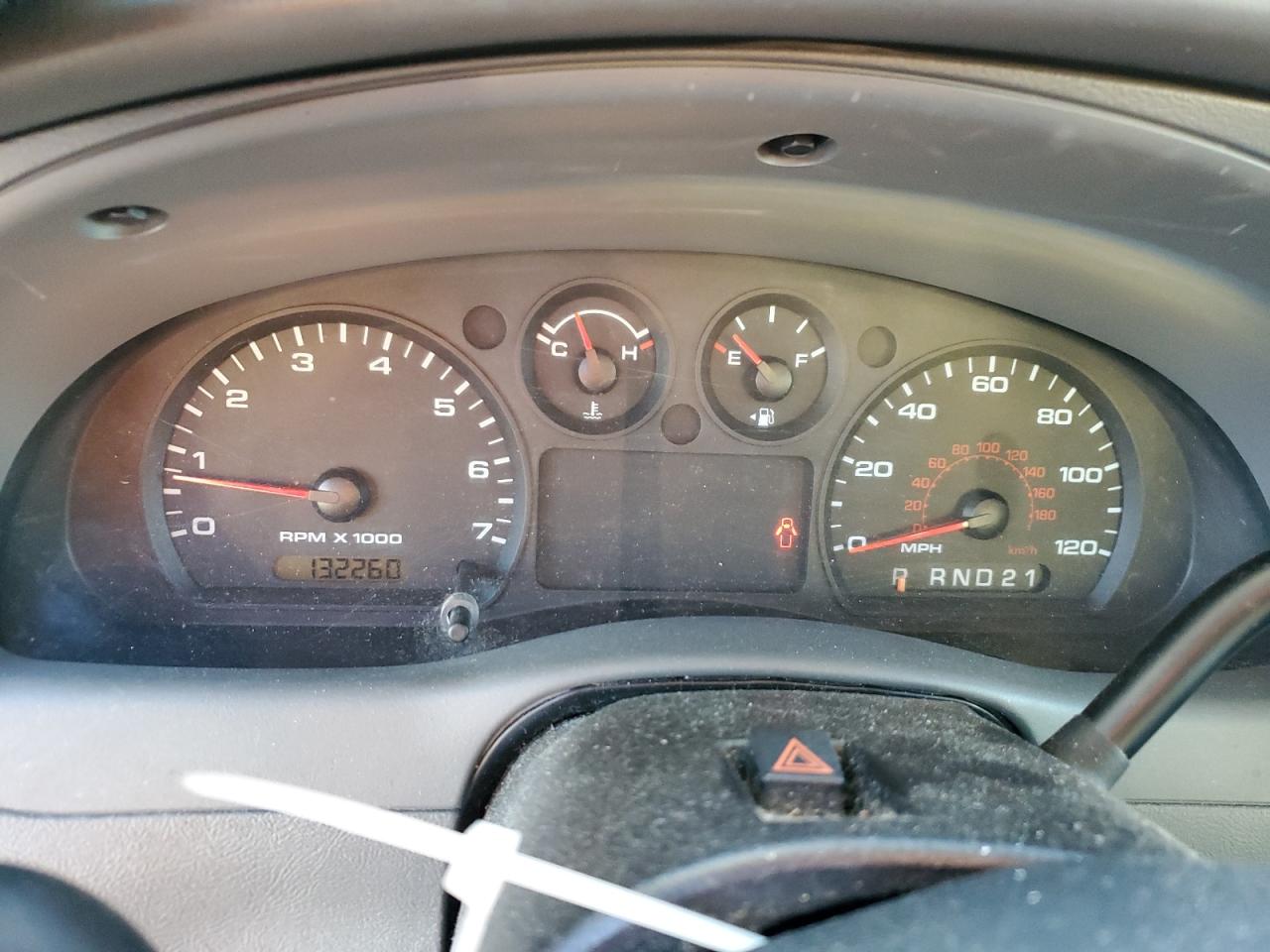 Ford Ranger Super Cab Image 12