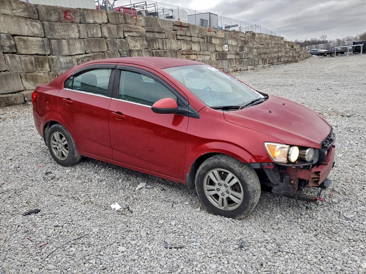 Chevrolet Sonic Lt Image 5