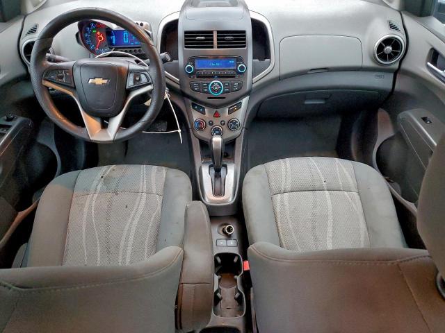 Chevrolet Sonic Lt Image 12