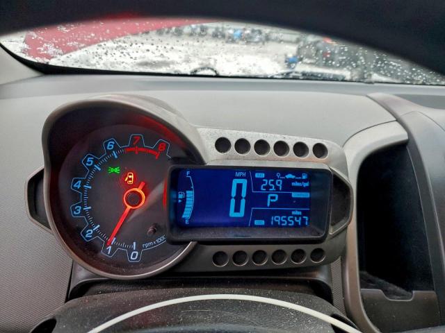 Chevrolet Sonic Lt Image 7