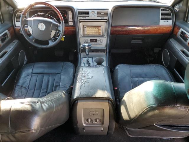 Lincoln Navigator Image 13