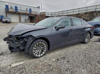  Salvage Lexus Es