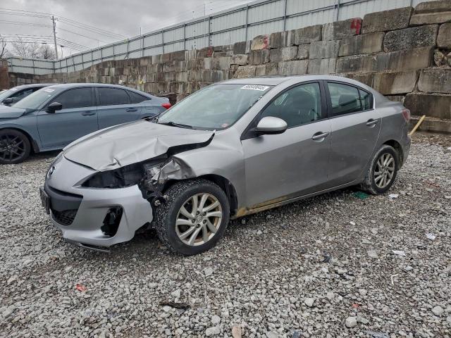  Salvage Mazda 3