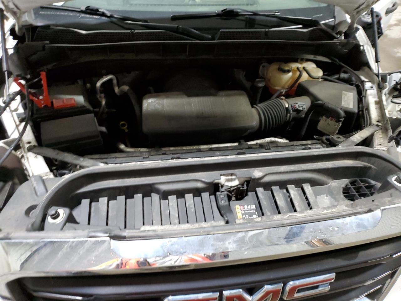 GMC Sierra K1500 Image 9