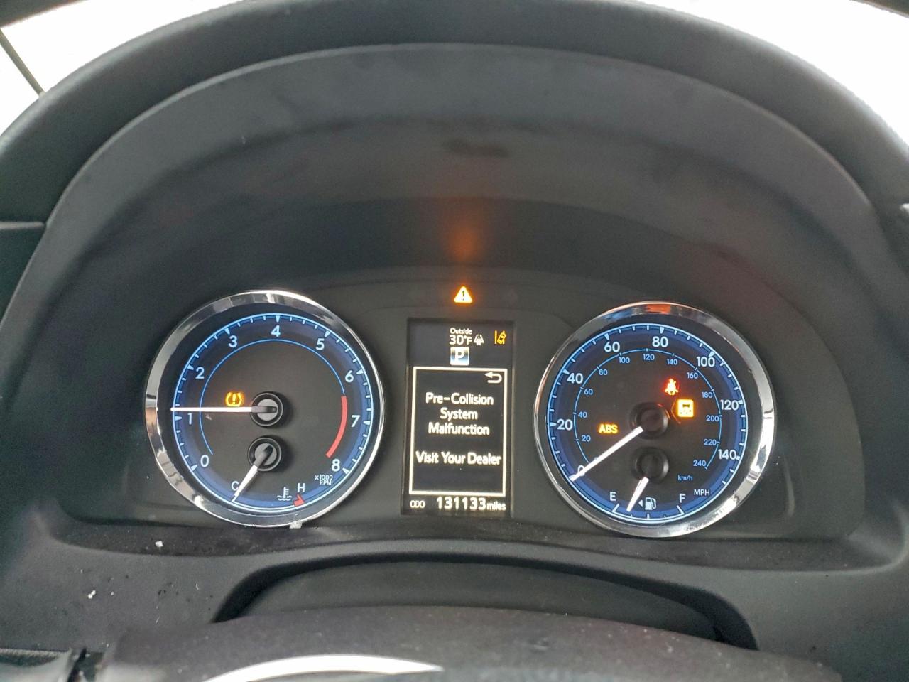 Toyota Corolla L Image 13