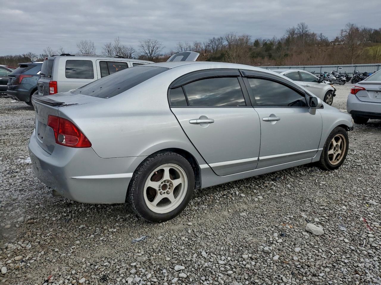 Honda Civic Lx Image 8