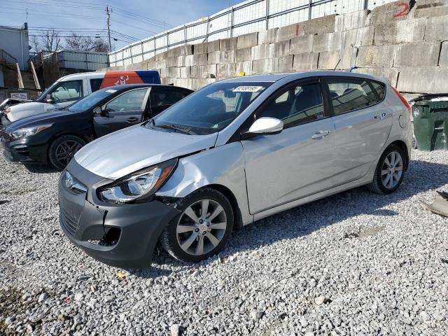  Salvage Hyundai ACCENT
