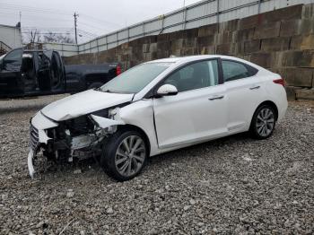  Salvage Hyundai ACCENT