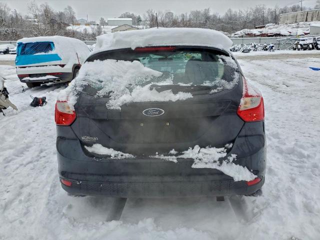 Ford Focus Se Image 4