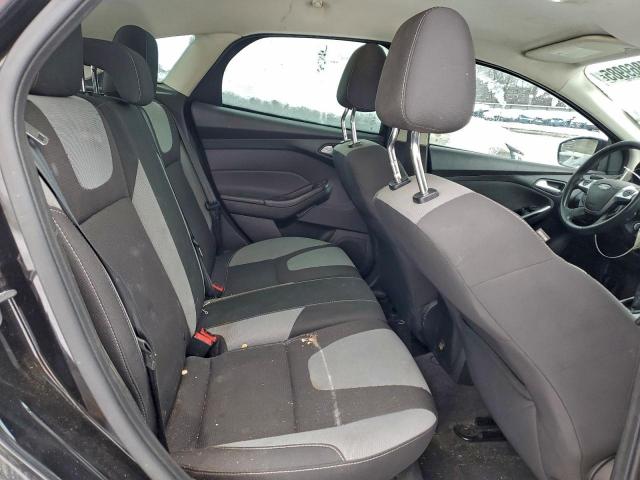 Ford Focus Se Image 8