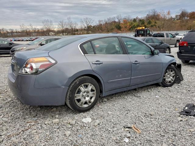 Nissan Altima Base Image 4