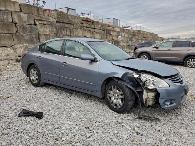 Nissan Altima Base Image 6