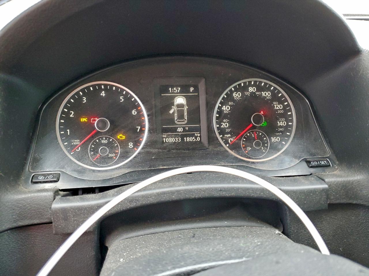 Volkswagen Tiguan S Image 6