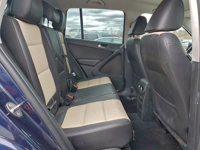 Volkswagen Tiguan S Image 13
