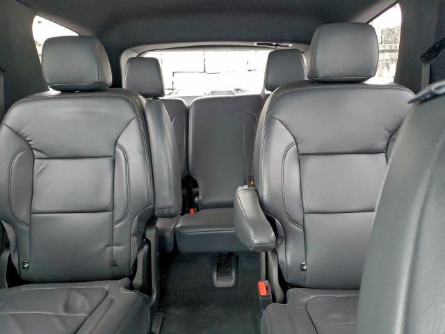 Chevrolet Traverse Lt Image 2