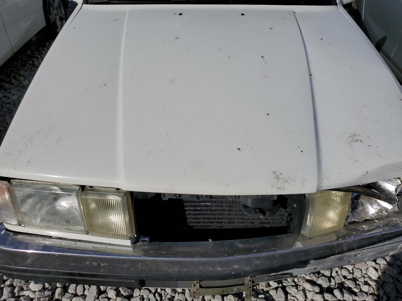 Volvo 960 Image 9