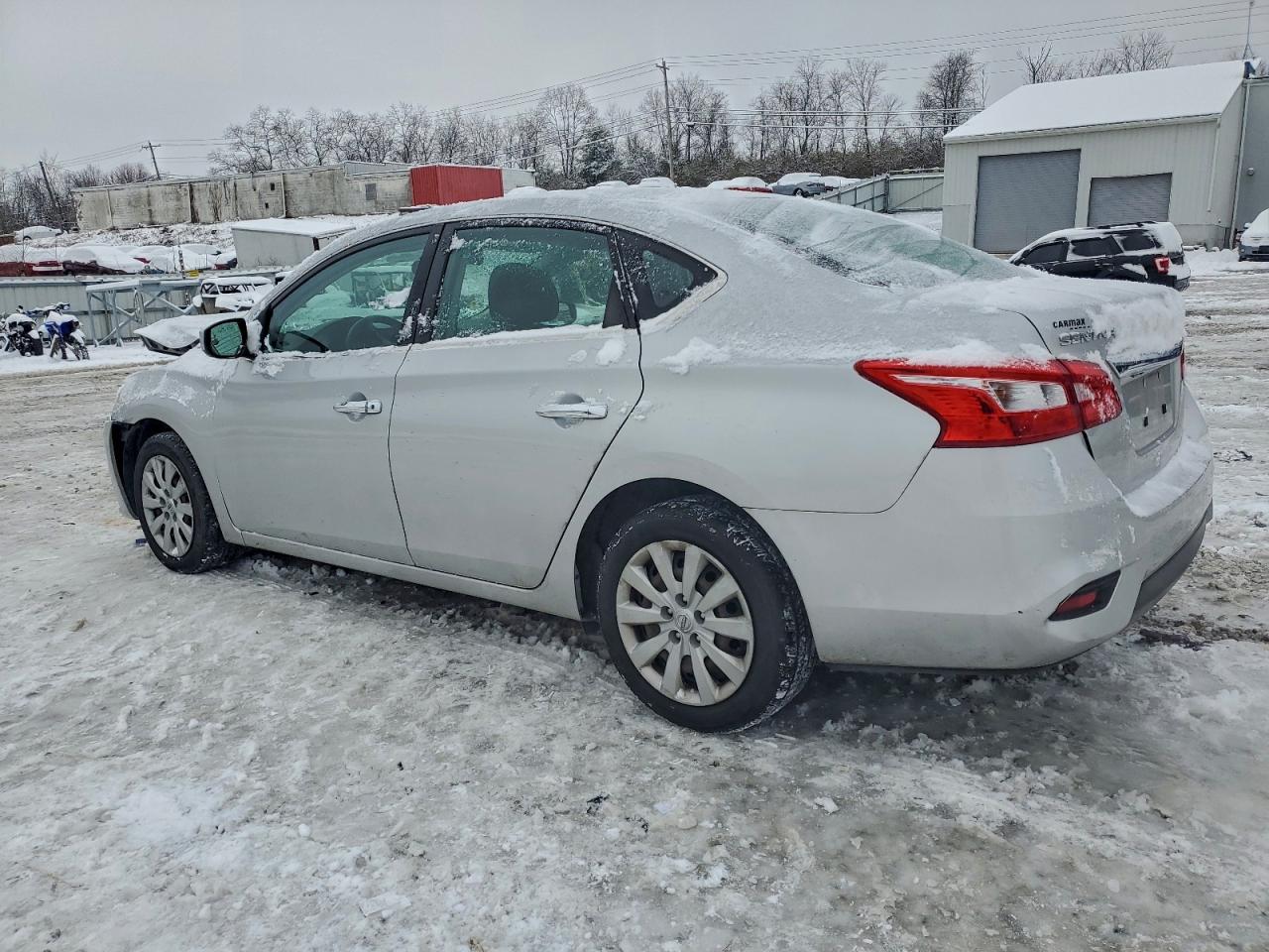 Nissan Sentra S Image 10