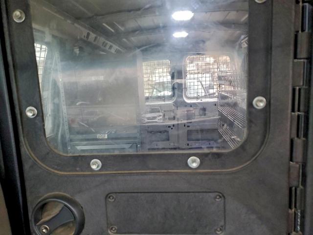 Chevrolet Express Image 10