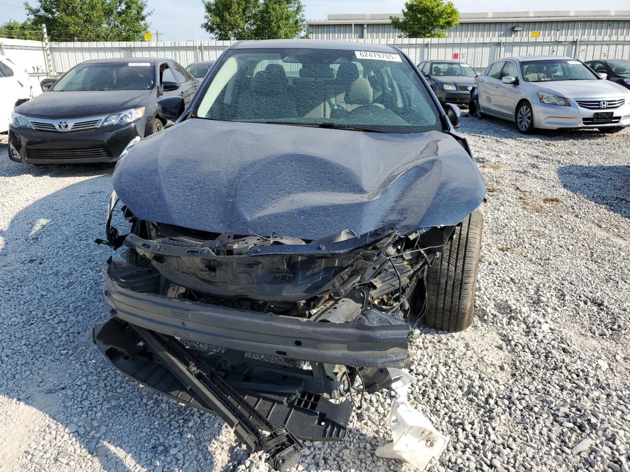 Subaru Legacy Premium Image 9