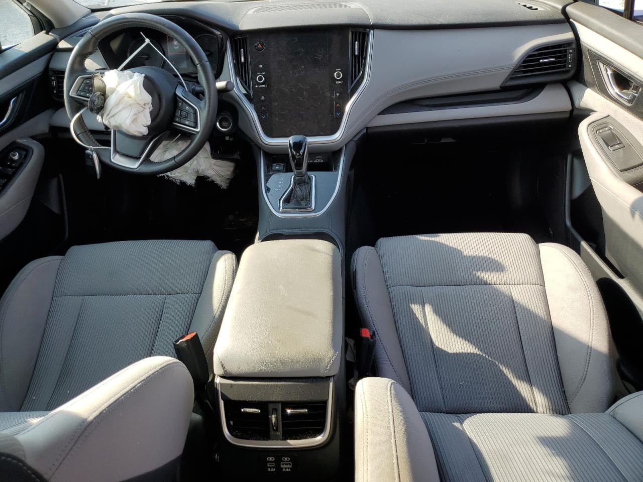 Subaru Legacy Premium Image 5