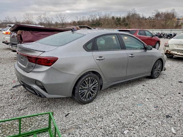 Kia Forte Gt Line Image 3