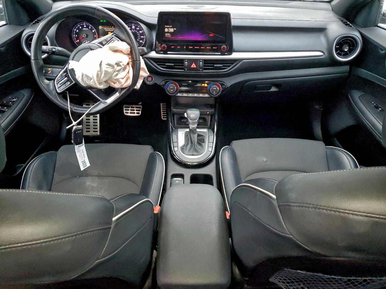 Kia Forte Gt Line Image 10