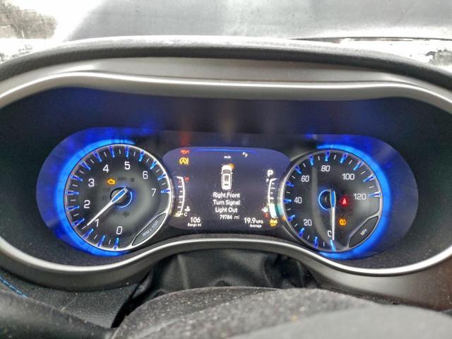 Chrysler Pacifica Touring Image 4