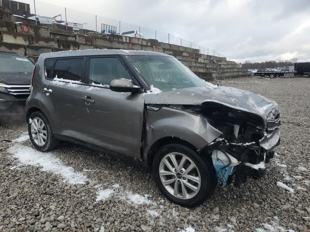 Kia Soul + Image 3