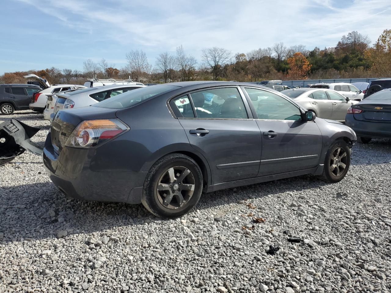 Nissan Altima 2.5 Image 2