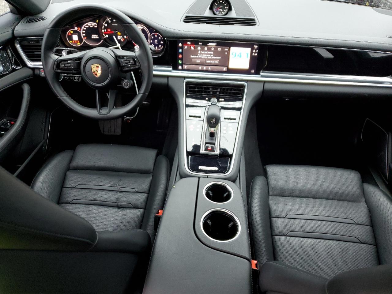 Porsche Panamera Base Image 5